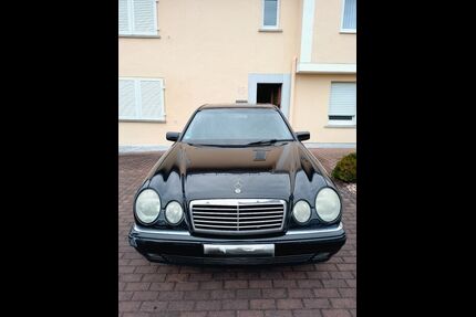 Mercedes-Benz E 320 Gebrauchtwagen