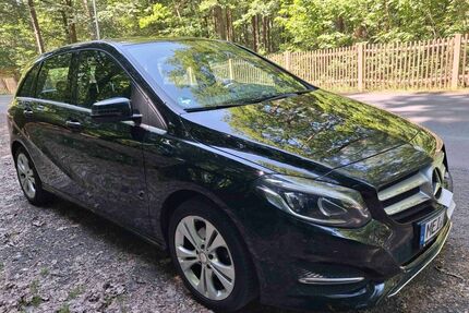 Mercedes-Benz B 180 Gebrauchtwagen