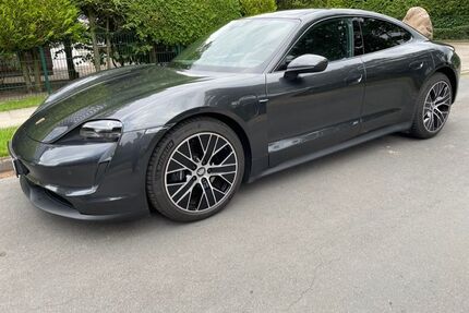 Porsche Taycan Gebrauchtwagen