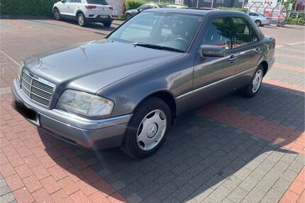 Mercedes-Benz C 180 Gebrauchtwagen