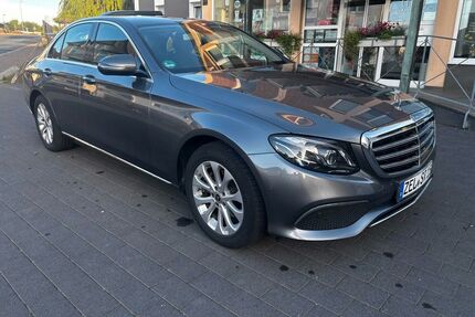 Mercedes-Benz E 220 Gebrauchtwagen