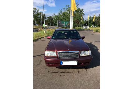 Mercedes-Benz C 180 Gebrauchtwagen