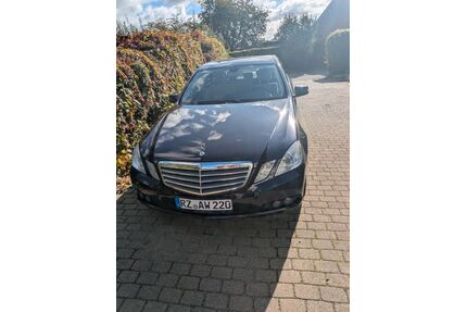 Mercedes-Benz E 220 Gebrauchtwagen