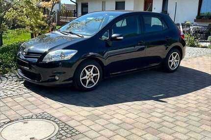 Kia Auris 