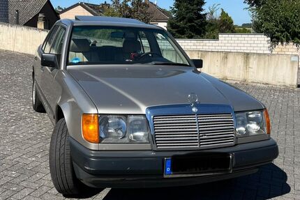 Mercedes-Benz E 300 Gebrauchtwagen