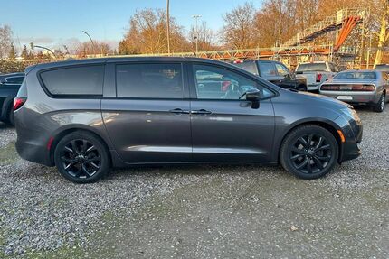 Chrysler Pacifica Gebrauchtwagen