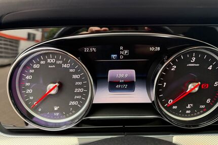 Mercedes-Benz E 220 Gebrauchtwagen
