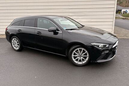 Mercedes-Benz CLA 180 Shooting Brake Gebrauchtwagen