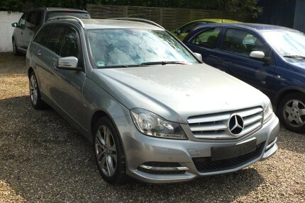 Mercedes-Benz C 180 T CGI AVANTGARDE COMAND AHK 7GTRONIC PARCTRO Gebrauchtwagen