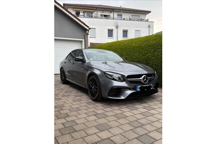 Mercedes-Benz E 63 AMG Gebrauchtwagen