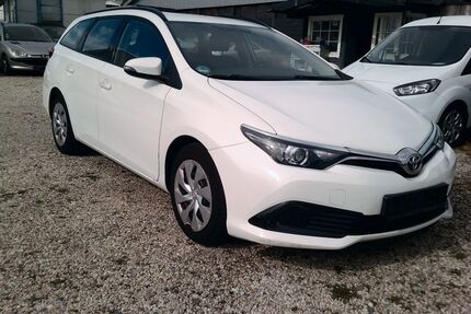 Toyota Auris Gebrauchtwagen