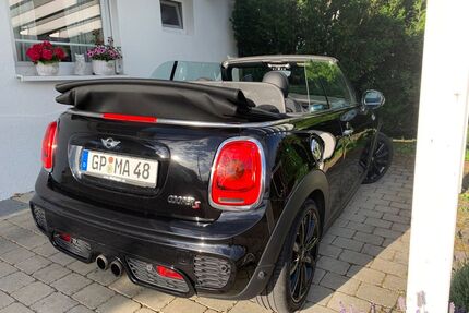 VW Cooper S Cabrio 