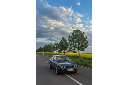 BMW 324 Gebrauchtwagen