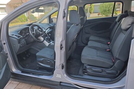 Ford Grand C-Max Gebrauchtwagen
