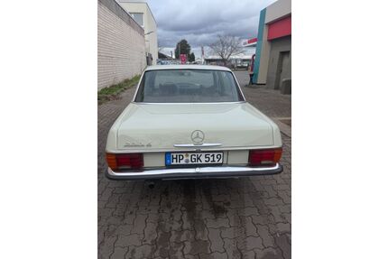 Mercedes-Benz E 230 Gebrauchtwagen
