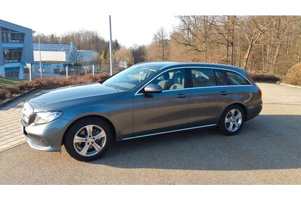 Mercedes-Benz 220 Gebrauchtwagen