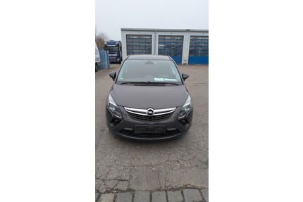 Opel Zafira Tourer Gebrauchtwagen