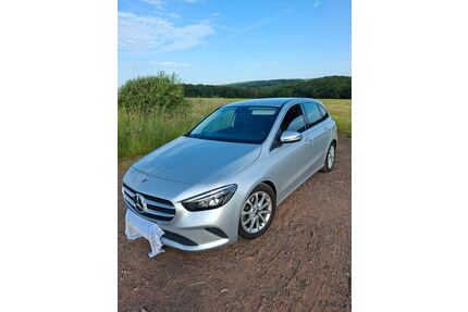 Mercedes-Benz B 220 Gebrauchtwagen