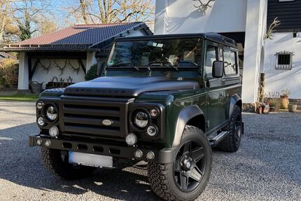 Land Rover Defender Gebrauchtwagen