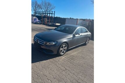 Mercedes-Benz E 220 Gebrauchtwagen