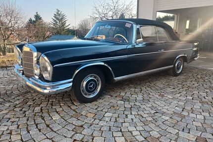 Mercedes-Benz 220 Gebrauchtwagen