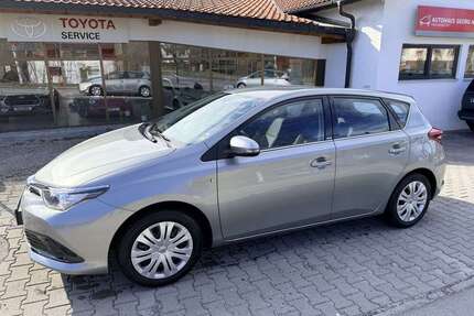 Toyota Auris Gebrauchtwagen