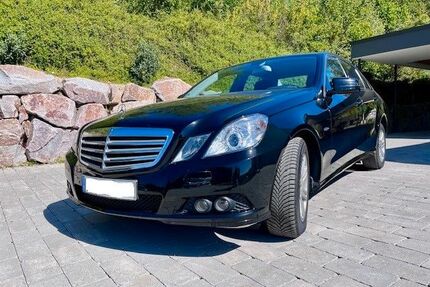 Mercedes-Benz 220 Gebrauchtwagen