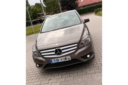 Mercedes-Benz B 180 Gebrauchtwagen
