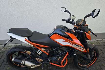 KTM 125 Duke Gebrauchtwagen