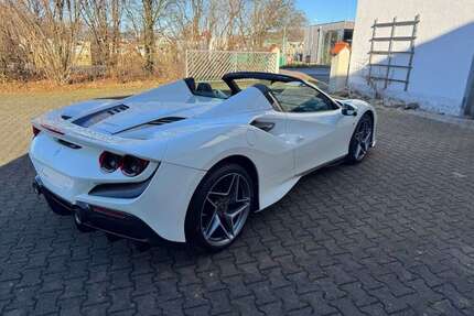 Ferrari F8 Spider Gebrauchtwagen
