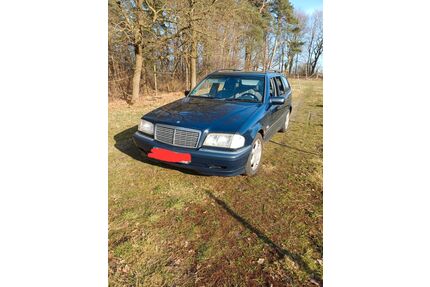 Mercedes-Benz 240 Gebrauchtwagen