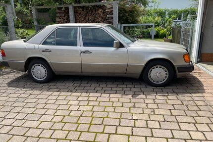 Mercedes-Benz 260 Gebrauchtwagen