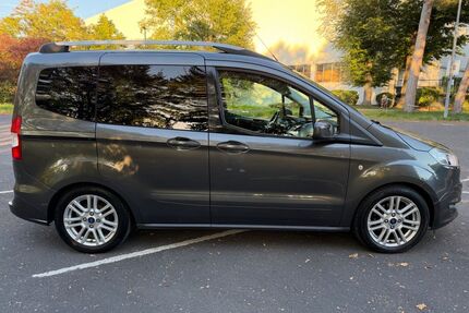Ford Tourneo Courier Gebrauchtwagen