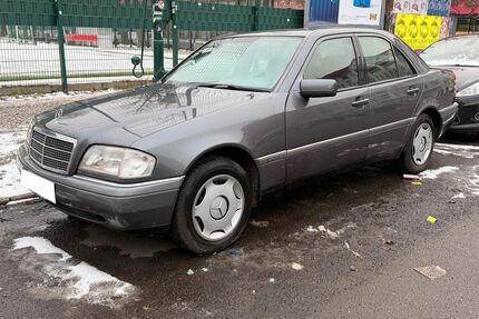 Mercedes-Benz C 180 Gebrauchtwagen