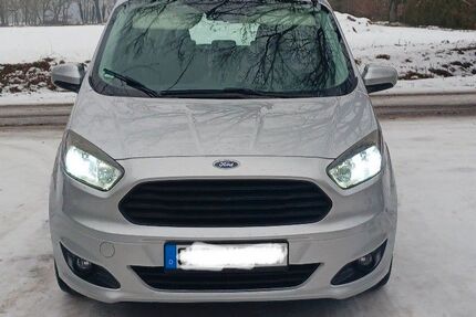 Ford Tourneo Courier Gebrauchtwagen