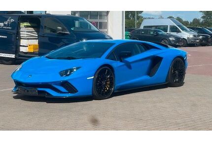 Lamborghini Aventador Gebrauchtwagen