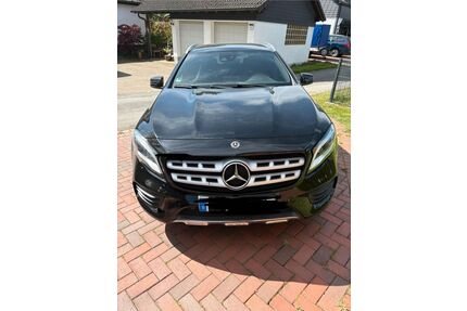 Mercedes-Benz GLA 180 Gebrauchtwagen