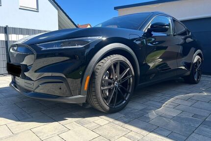 Ford Mustang Mach-E Gebrauchtwagen