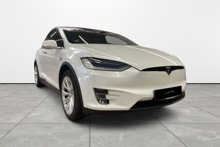 Tesla Model X Gebrauchtwagen