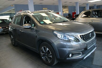 Peugeot 2008 1.2 - Panorama - Navi - Gebrauchtwagen
