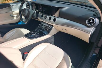 Mercedes-Benz E 220 Gebrauchtwagen
