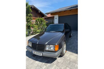 Mercedes-Benz E 300 Gebrauchtwagen