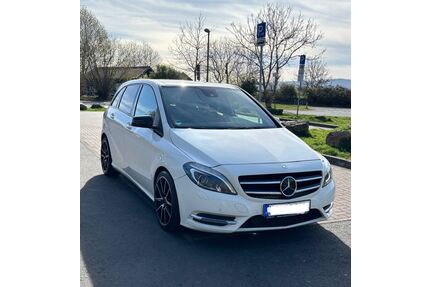 Mercedes-Benz B 220 Gebrauchtwagen