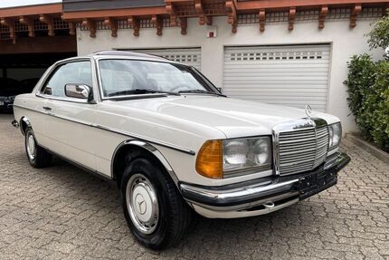 Mercedes-Benz 230 Gebrauchtwagen