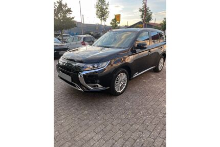 Mitsubishi Plug-in Hybrid Outlander Gebrauchtwagen