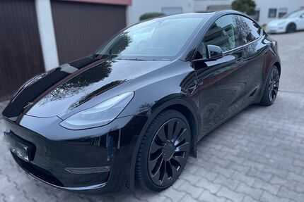 Tesla Model Y Gebrauchtwagen