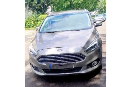 Ford S-Max Gebrauchtwagen