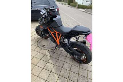 KTM 1290 Super Duke R Gebrauchtwagen