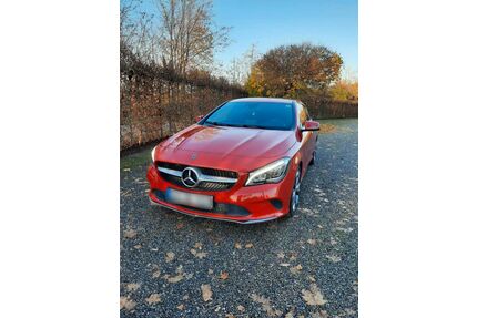 Mercedes-Benz CLA 180 Shooting Brake Gebrauchtwagen