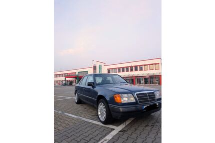 Mercedes-Benz 230 Gebrauchtwagen